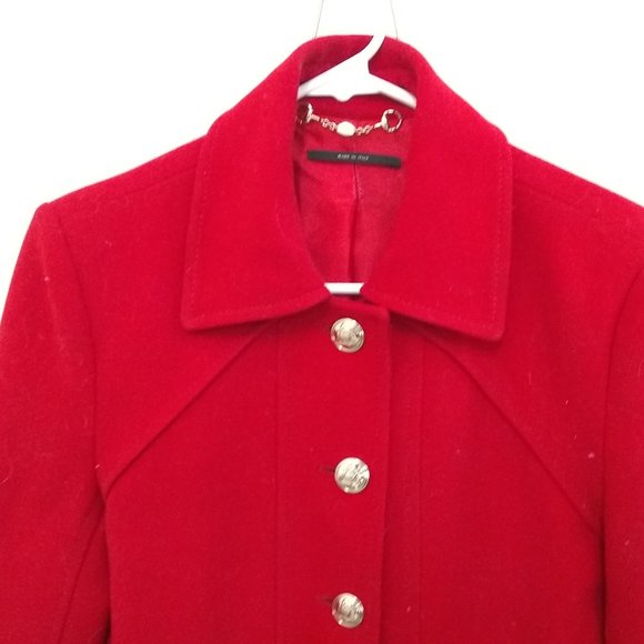 Gucci Red Dress Coat Women Gold Button Down 100% Wool Size 44 Excellent Shape - Picture 2 of 16